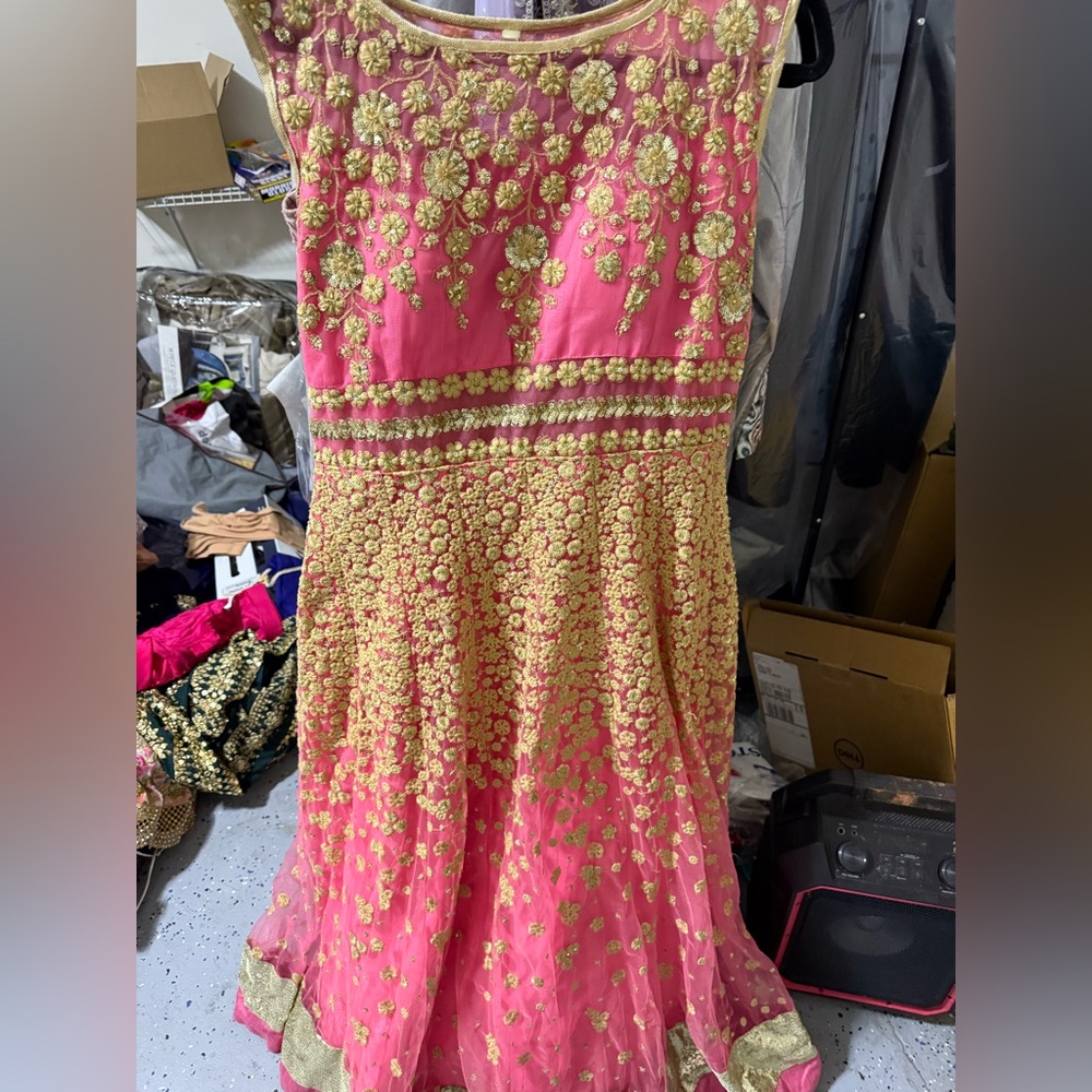 Elegant Pink and Gold Embroidered Kurta